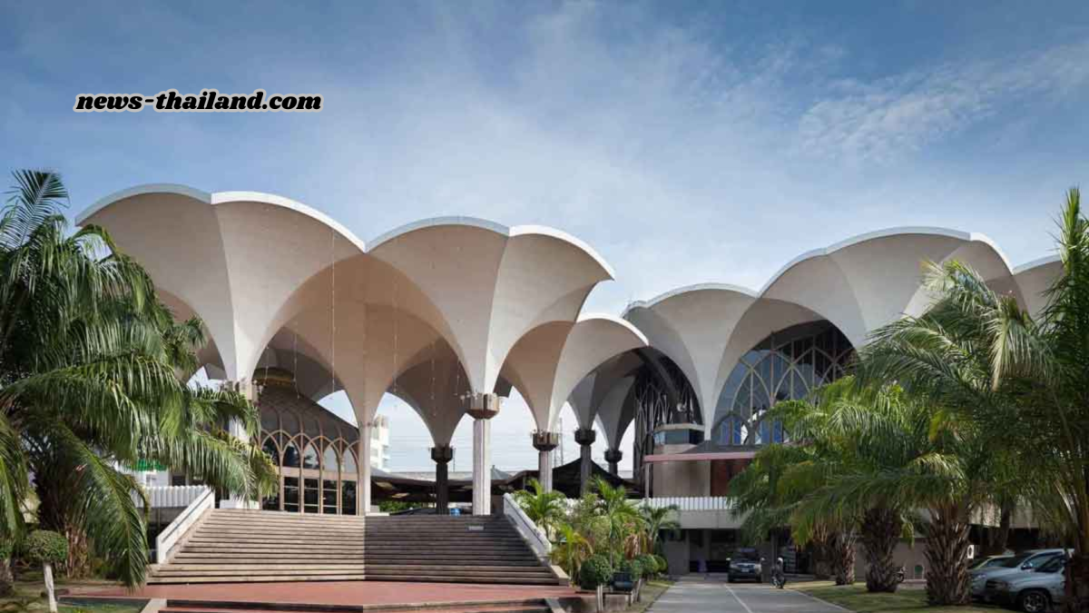 Masjid di Bangkok dan Perannya dalam Investasi Pendidikan Anak