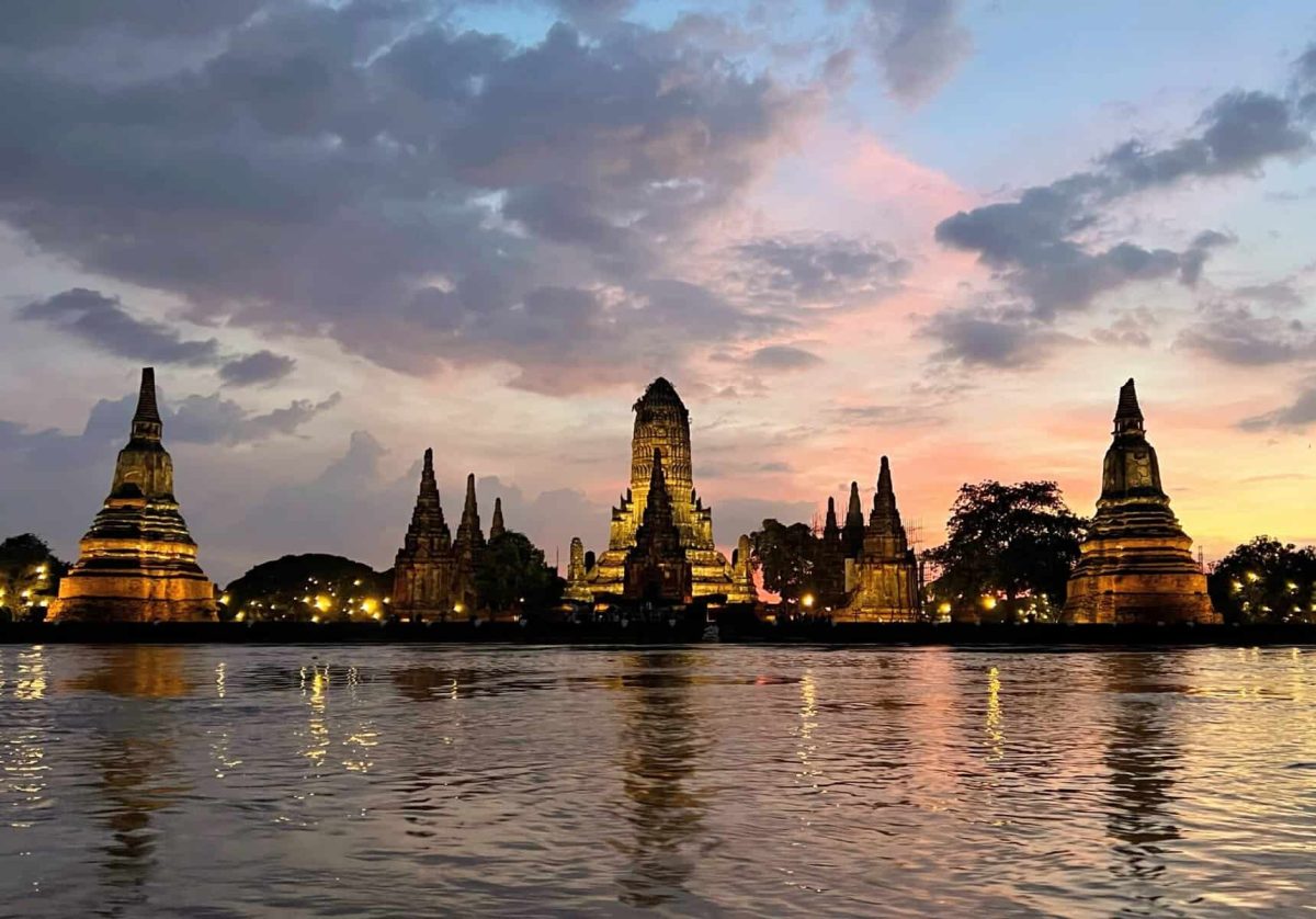 Wat Bersejarah di Ayutthaya dan Sukhothai, Sisi Thailand yang Lebih Sepi